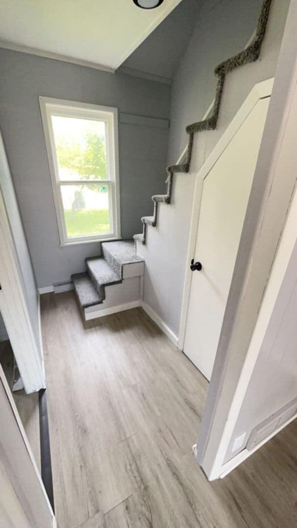 Building Photo - Single Family Home Available!