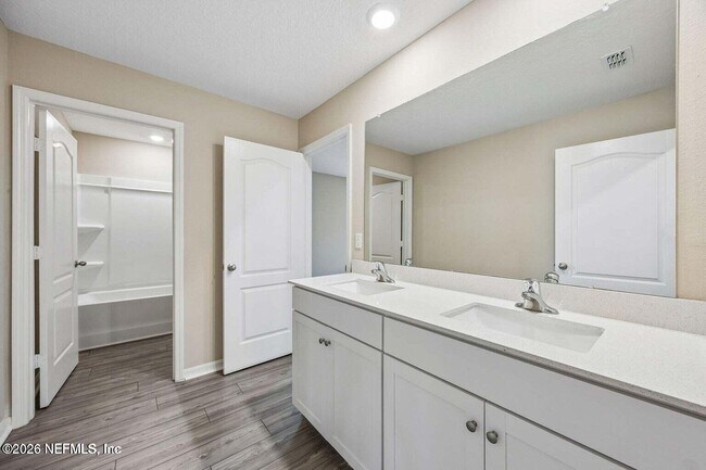 Building Photo - 123 Sailors Landing Ct