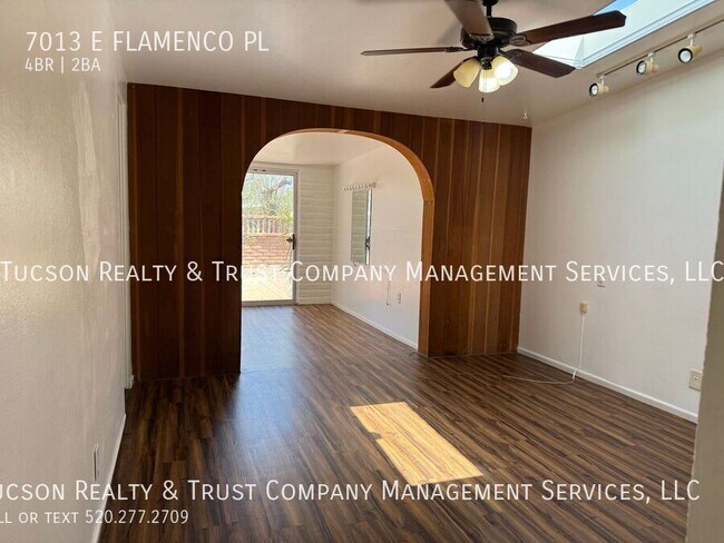 Building Photo - 7013 Flamenco Pl