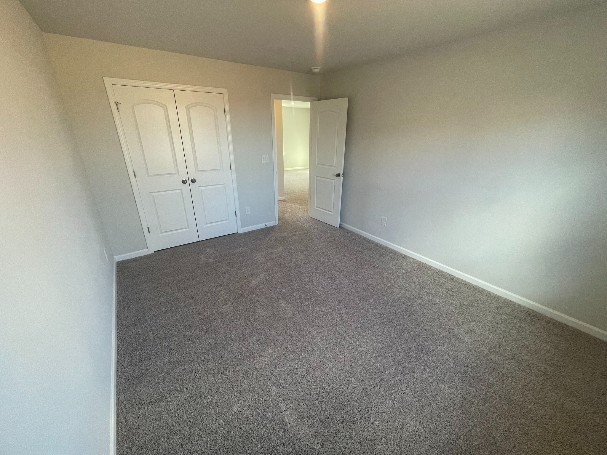 Building Photo - Room in House on Lavender Meadows Ct
