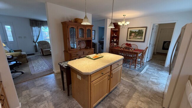 Building Photo - Single Family Ranch Style Home- South Berwick, ME