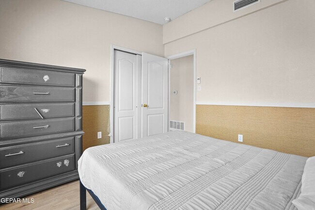 Building Photo - 6244 Spotted Eagle Dr