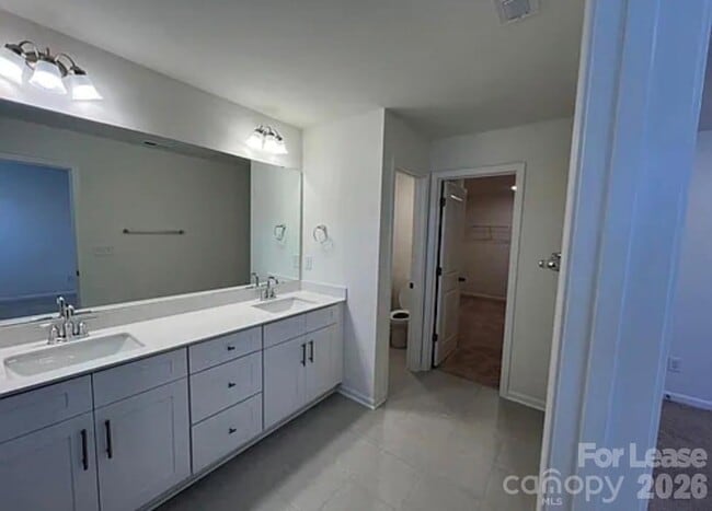 Building Photo - 3938 Black Ct