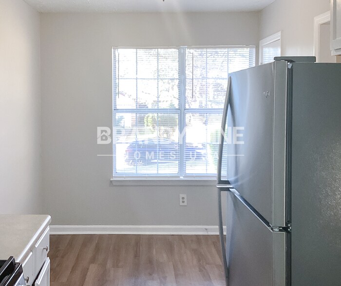 Building Photo - 1964 Corners Cir