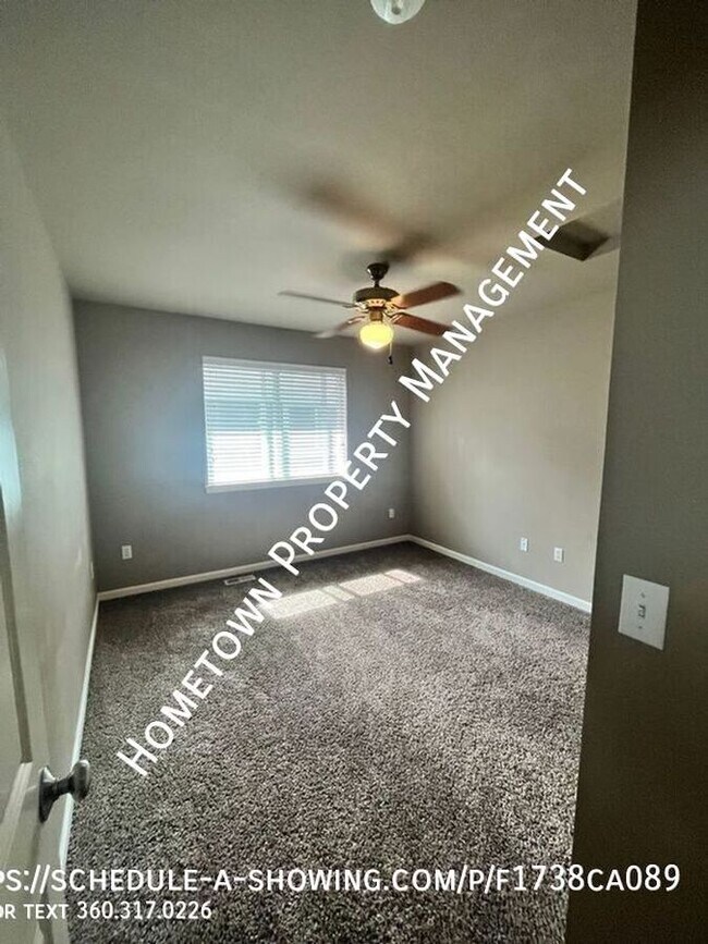 Building Photo - 7011 Prism St SE