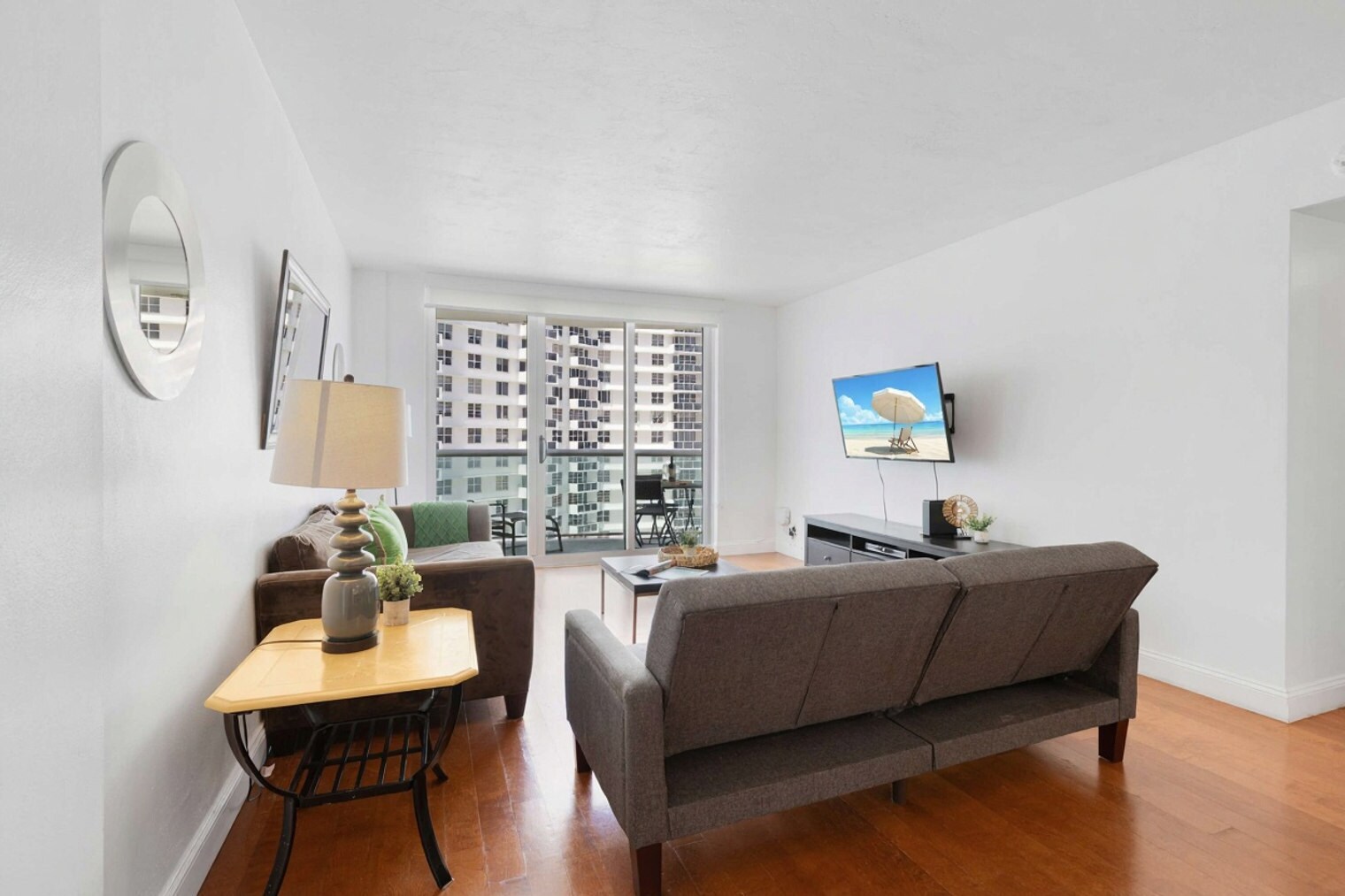 Building Photo - 3801 S Ocean Dr