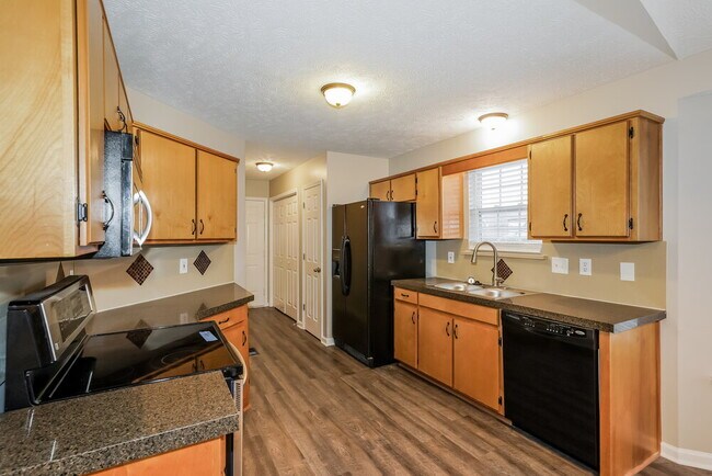 Building Photo - 925 Pebble Beach Cir