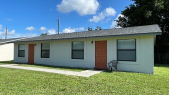 Building Photo - 3563 Montante Blvd