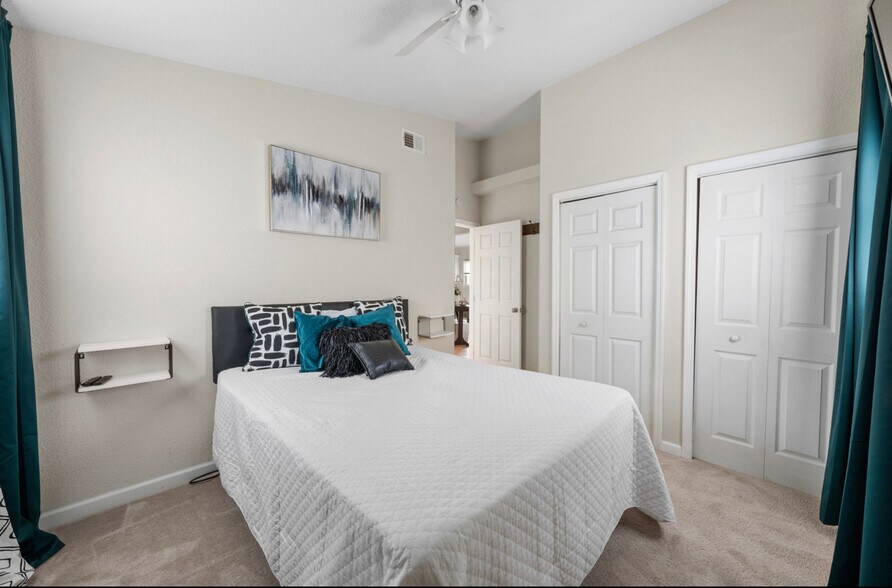 Building Photo - 212 Paladin Dr