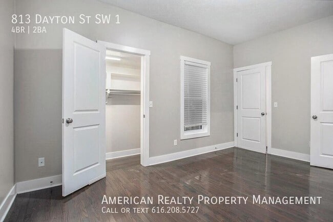 Building Photo - 813 Dayton St SW