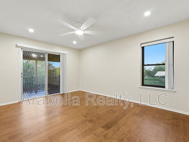 Building Photo - 8607 Norwich Dr