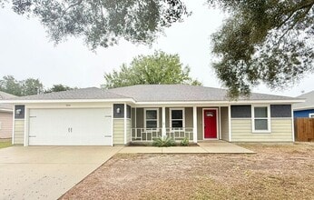 Building Photo - 2016 Salamanca St