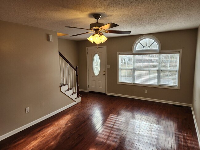 Building Photo - Two Bedroom townhome each with private baths