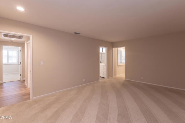 Building Photo - 555 Paulette Pl