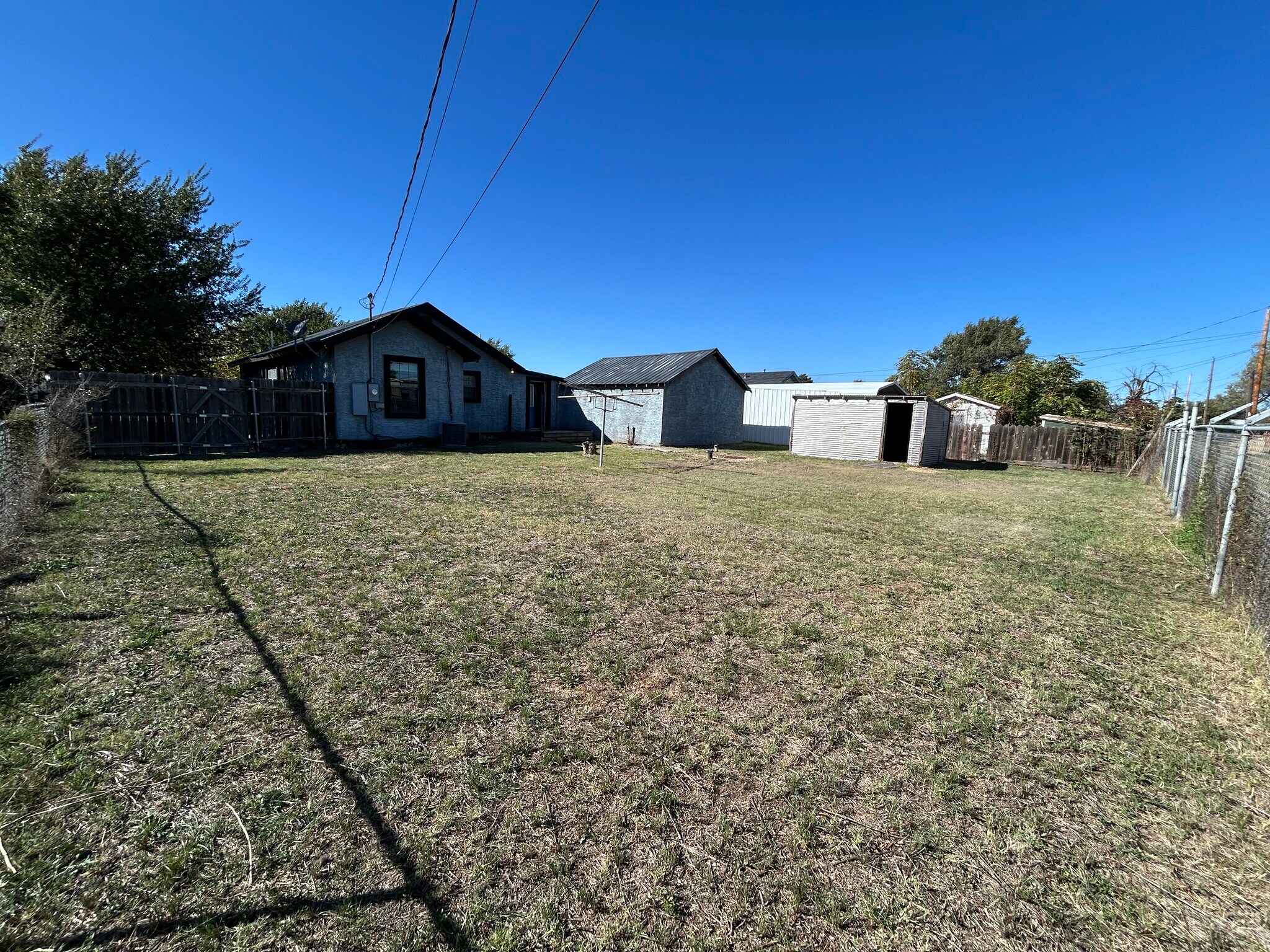 Building Photo - 1121 S Wells St