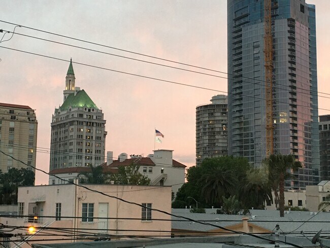 Building Photo - 135 Bonito Ave