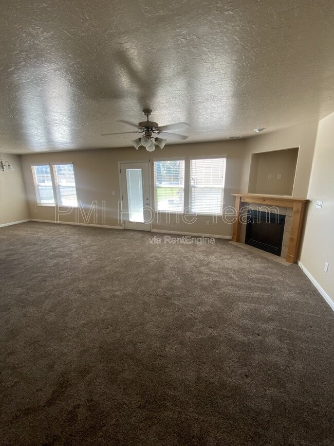 Building Photo - 433 N 3150 W