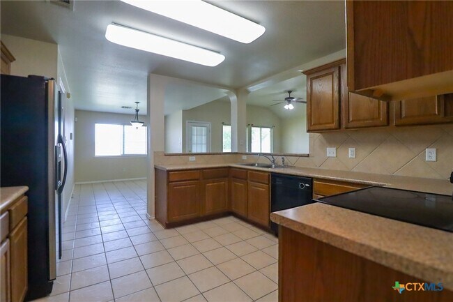 Building Photo - 1805 Lobrecht Ct