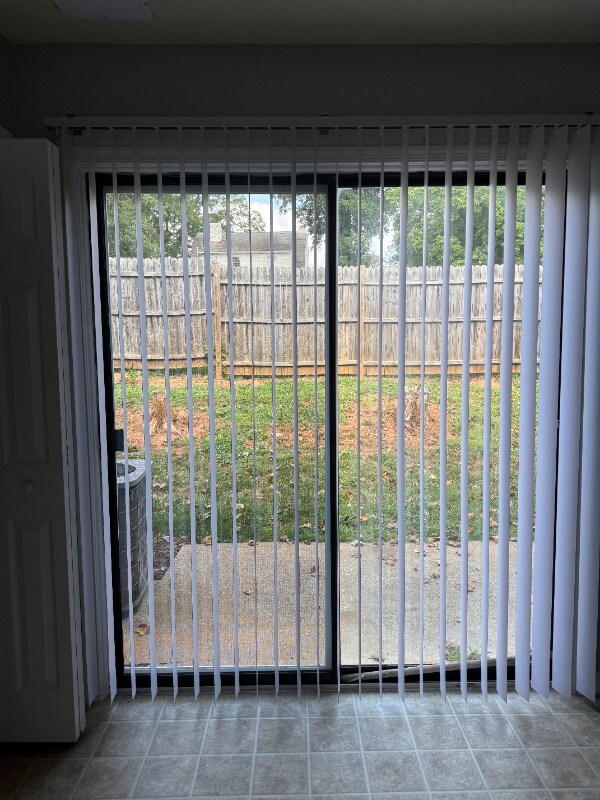 Building Photo - 22 Fonda Dr