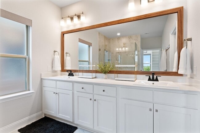 Building Photo - 7309 Sunset Blvd