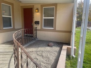 Building Photo - 1-Bedroom Apartment in Nampa