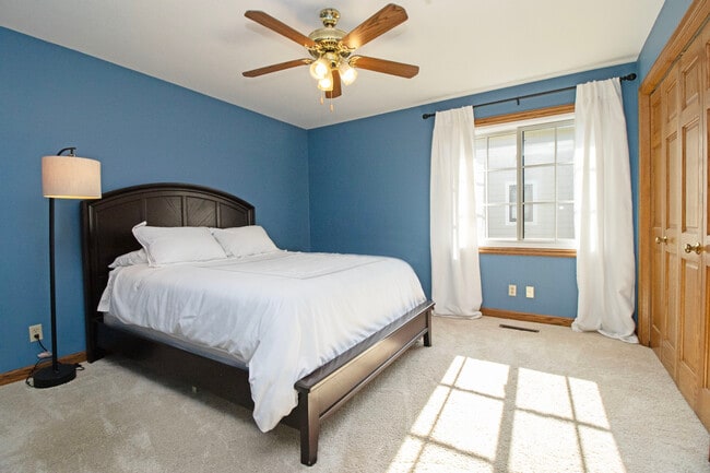 Building Photo - 2266 Copperfield Dr