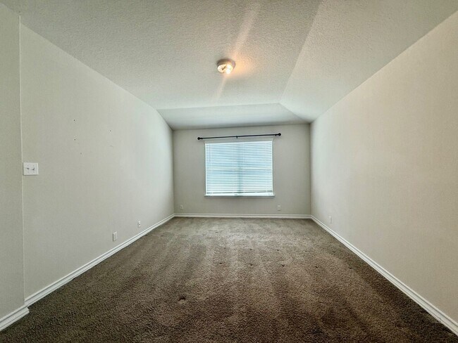 Building Photo - 13512 Boothe Grv