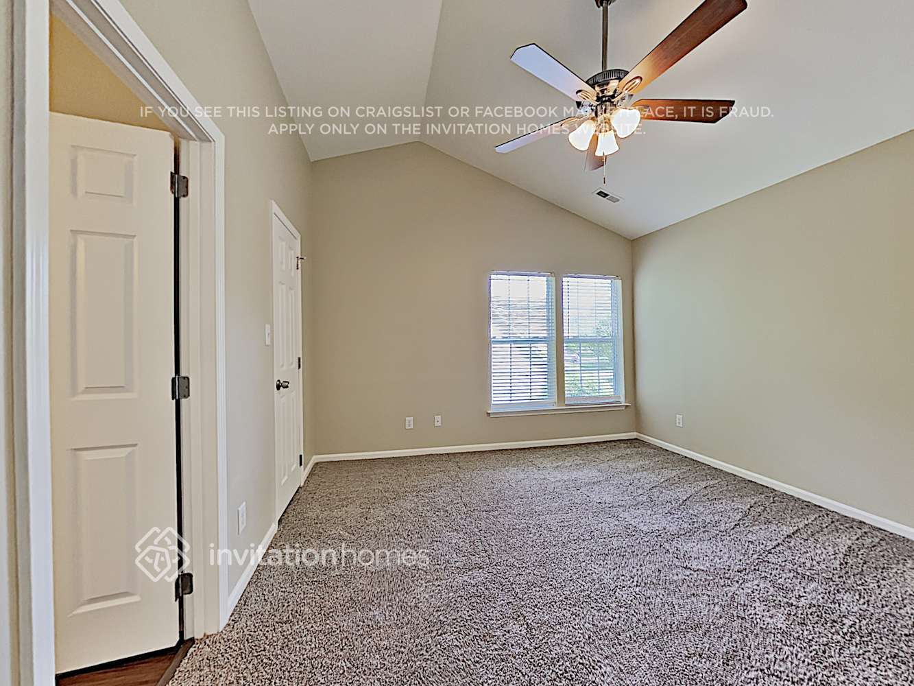 Building Photo - 15014 Ashlight Dr