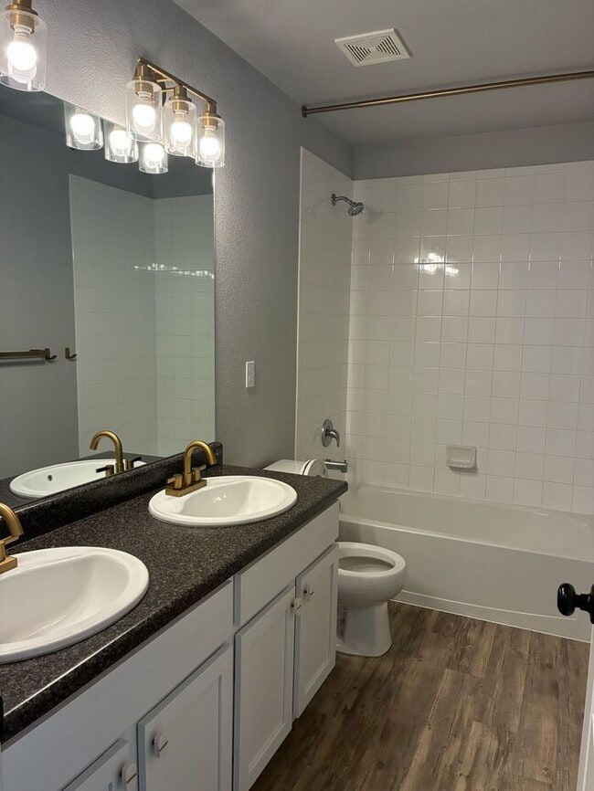 Building Photo - 3 Bed/2.5 Bath Home with Garage / Available Soon / Special Offer