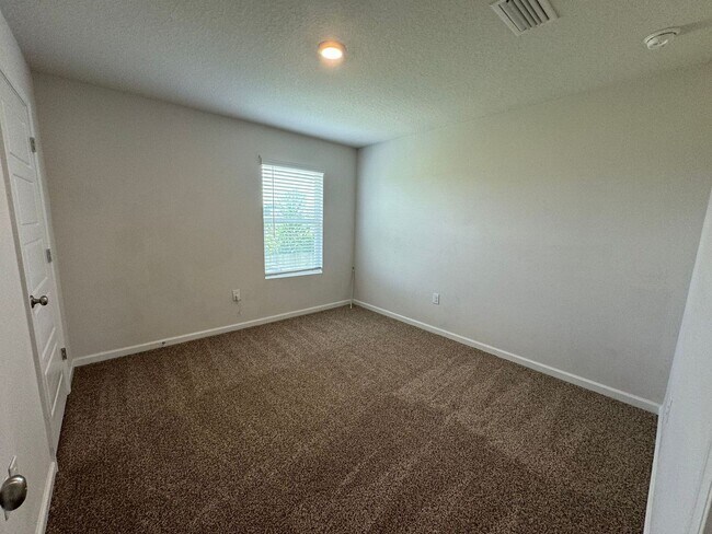 Building Photo - Pensacola/Beulah - Bridlewood - 5 bedroom, 3 bathroom w/ lawn care included