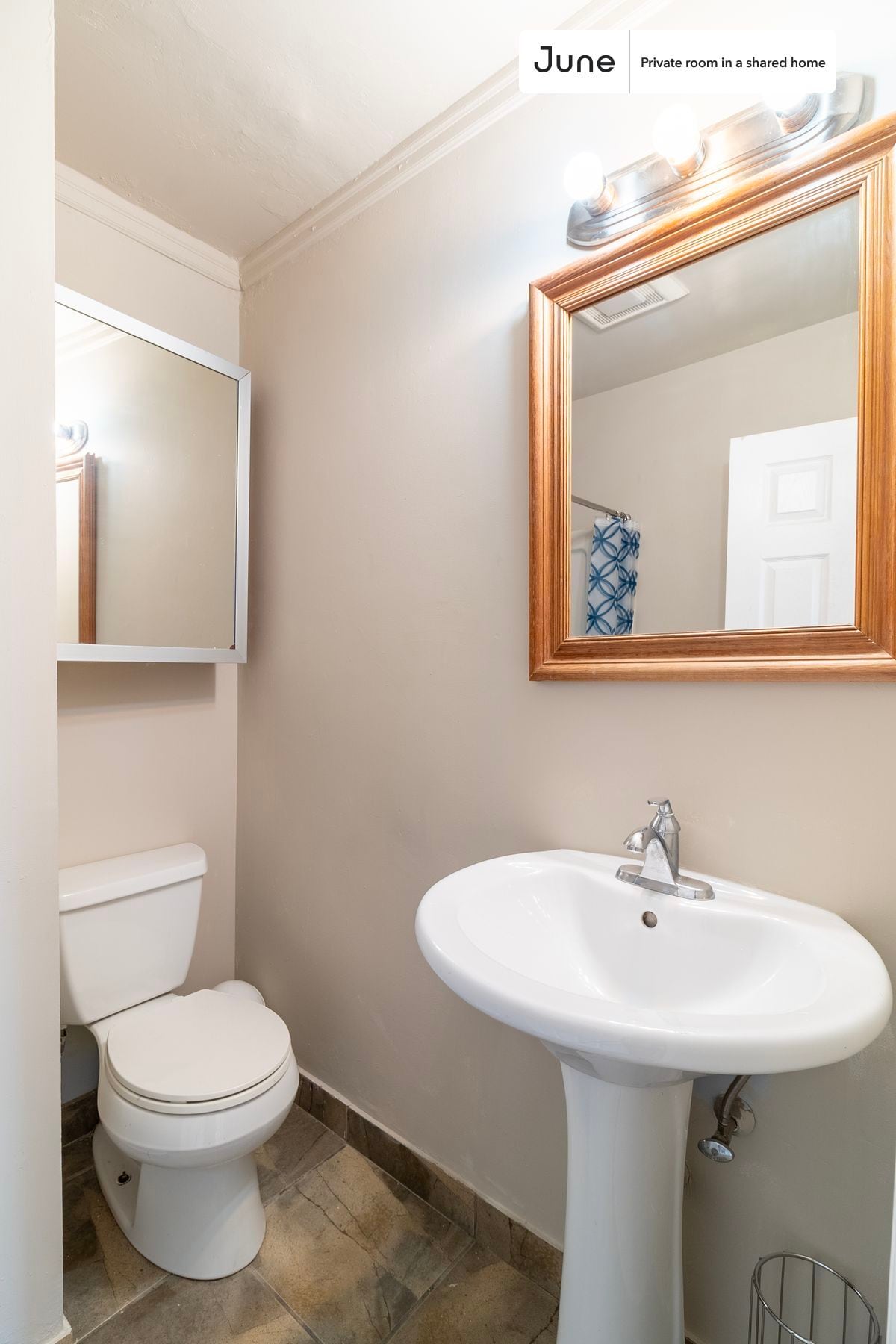 Building Photo - Room in Shared 4 bed/2 bath home