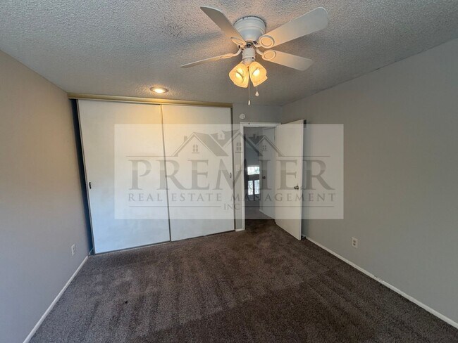 Building Photo - 8430 Lane Pl