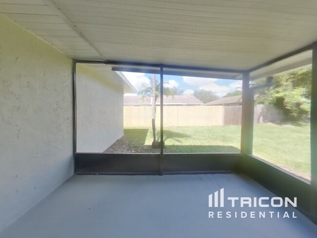 Building Photo - 2273 Seward Cir