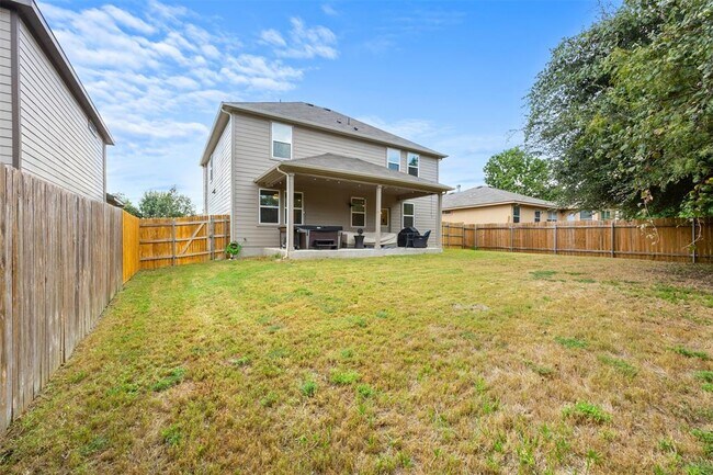 Building Photo - 301 Quarry Rock Cove