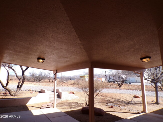 Building Photo - 10800 Sundance Ln