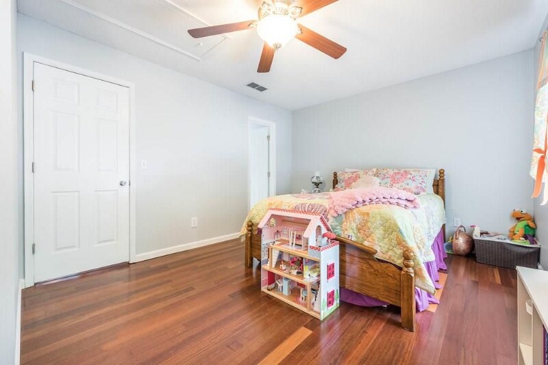 Building Photo - 5036 Laurel Bridge Dr SE