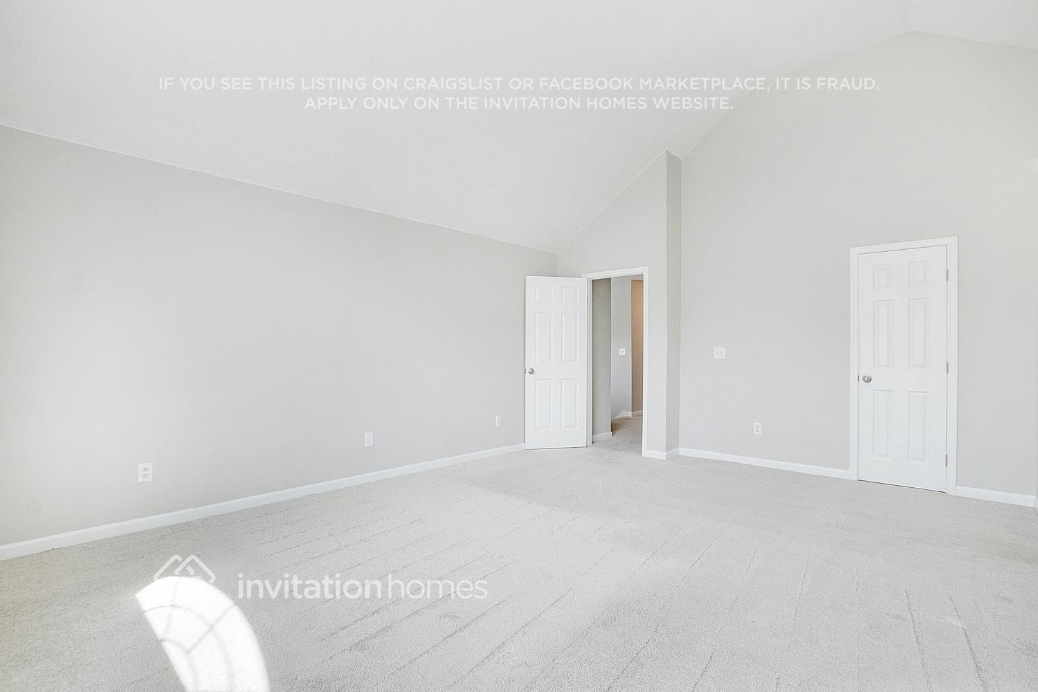 Building Photo - 2585 Thunder Basin Way