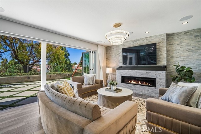 Building Photo - 14 Glastonbury Pl