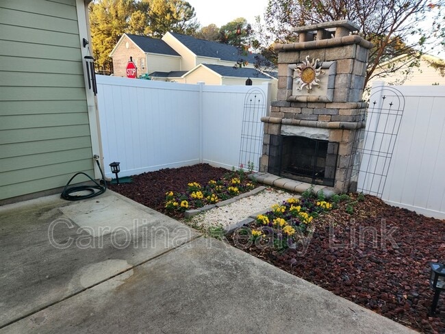 Building Photo - 1244 Assembly St