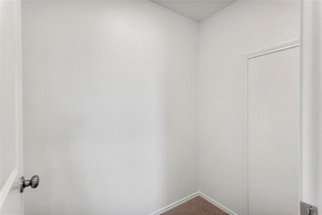 Building Photo - 110 Miglia St