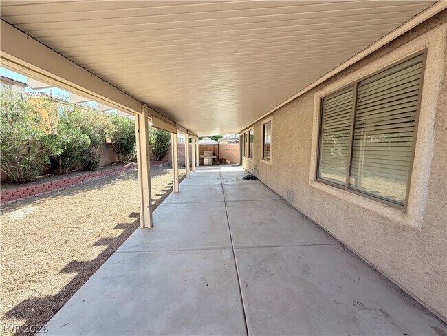 Building Photo - 1936 Bluff Knoll Ct
