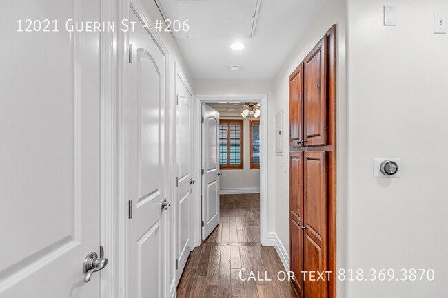 Building Photo - 12021 Guerin St