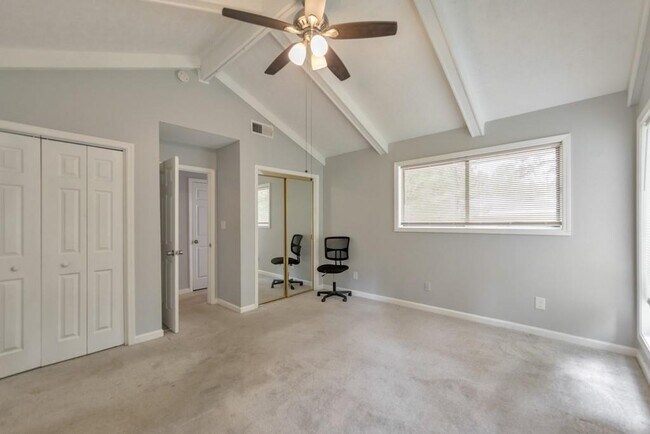 Building Photo - 1561 Sultan Ln