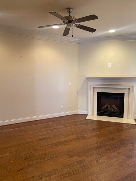 Building Photo - 4106 Eagle Ridge Ct