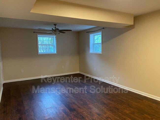 Building Photo - 1605 4th St