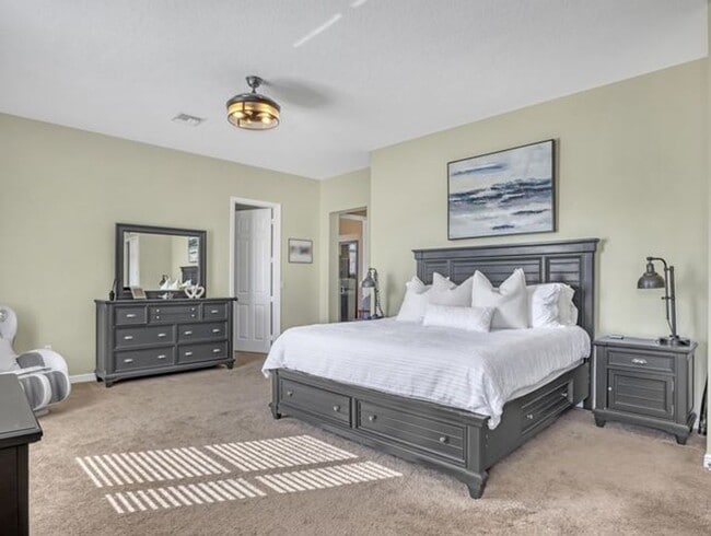 Building Photo - 2227 Ridgewood Cir