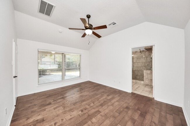 Building Photo - 3014 Northshire Ct