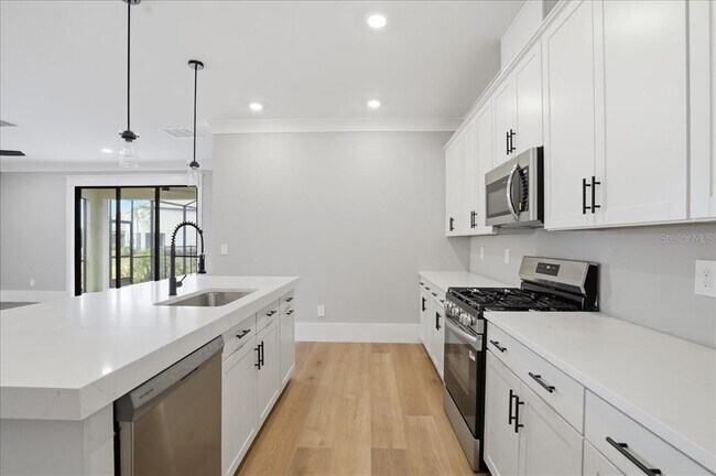 Building Photo - 15165 Serene Shrs Lp