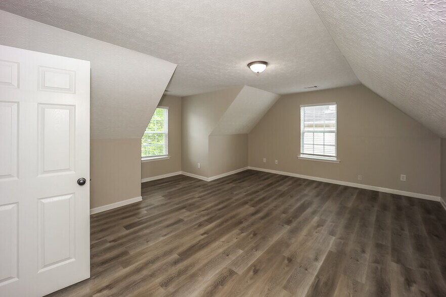 Building Photo - 317 Prescott Ct