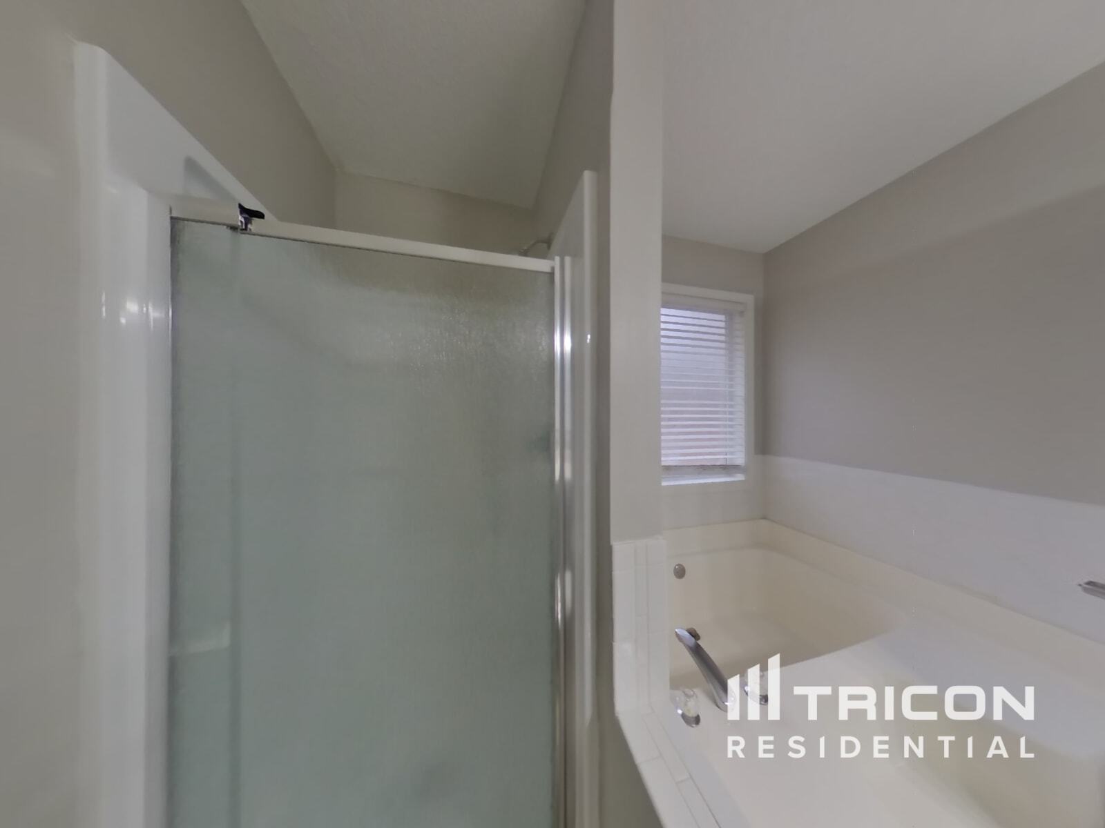 Building Photo - 404 Wolf Creek Ct